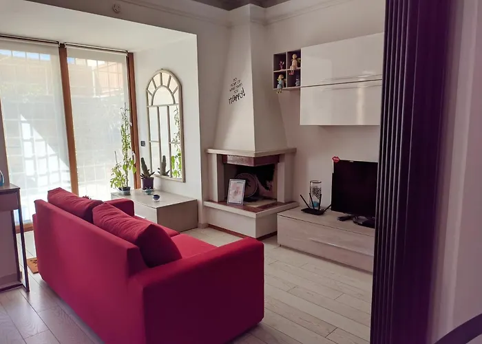 La Casetta Gialla Apartment